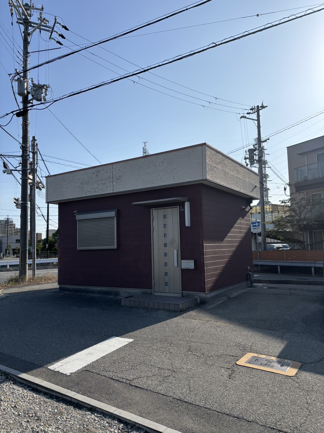 荒井町戸建店舗事務所
